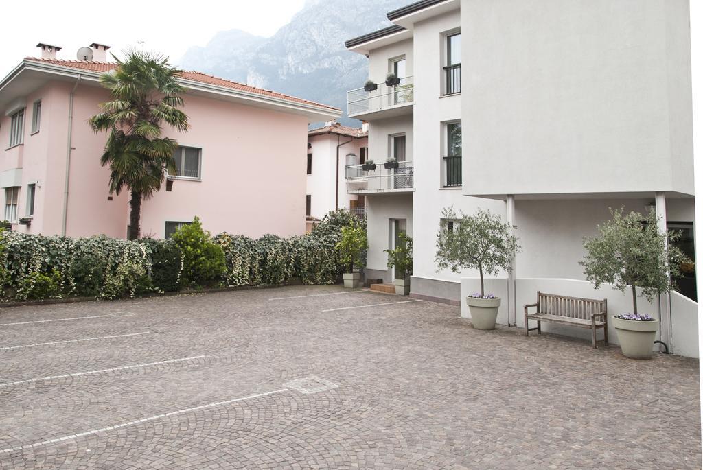 Hotel Garni Villa Maria Riva del Garda Exterior photo